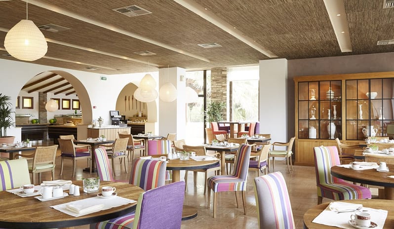 Eagles Villas-Melathron Restaurant interior_18056